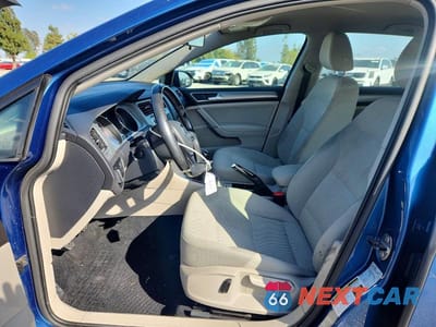Zdjęcie 7 z 12 samochodu: 2017 VOLKSWAGEN GOLF S VIN:3VW117AU1HM032876 - miniatura