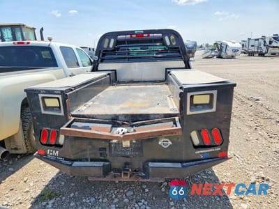 Zdjęcie 6 z 12 samochodu: 2008 CHEVROLET SILVERADO K2500 HEAVY DUTY VIN:1GCHK23698F140405 - miniatura