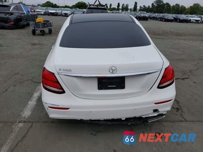 Zdjęcie 6 z 12 samochodu: 2019 MERCEDES-BENZ E 300 VIN:WDDZF4JB8KA506501 - miniatura