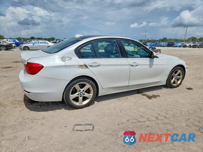 Trzecie zdjęcie samochodu z tyłu: 2013 BMW 328 XI VIN:WBA3B3C56DF535169 - miniatura