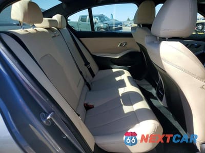 Zdjęcie 10 z 13 samochodu: 2025 BMW 330I VIN:3MW69CW07S8F24311 - miniatura