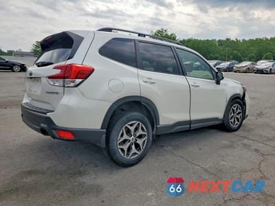 Trzecie zdjęcie samochodu z tyłu: 2020 SUBARU FORESTER PREMIUM VIN:JF2SKAJC4LH583925 - miniatura