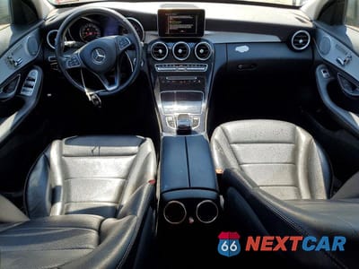 Zdjęcie 8 z 12 samochodu: 2015 MERCEDES-BENZ C 300 4MATIC VIN:55SWF4KB5FU057902 - miniatura