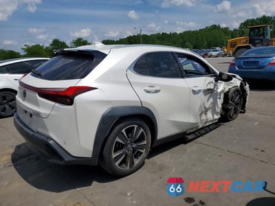 Trzecie zdjęcie samochodu z tyłu: 2021 LEXUS UX 200 VIN:JTHX3JBH2M2034805 - miniatura