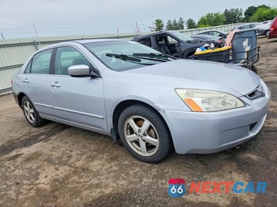 Czwarte zdjęcie samochodu z boku: 2005 HONDA ACCORD EX VIN:1HGCM56845A186169 - miniatura