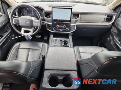 Zdjęcie 8 z 13 samochodu: 2024 FORD EXPEDITION XLT VIN:1FMJU1J84REA41892 - miniatura
