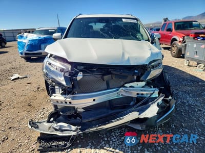 Piąte zdjęcie samochodu w środku: 2019 HONDA PILOT ELITE VIN:5FNYF6H0XKB049493 - miniatura