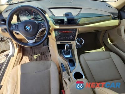 Zdjęcie 8 z 13 samochodu: 2013 BMW X1 XDRIVE28I VIN:WBAVL1C50DVR87764 - miniatura