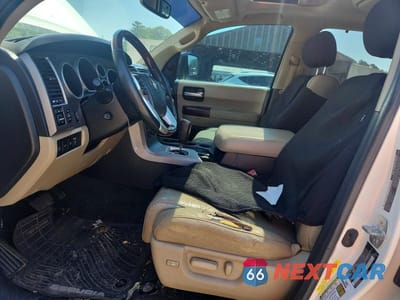 Zdjęcie 7 z 13 samochodu: 2015 TOYOTA SEQUOIA PLATINUM VIN:5TDYY5G18FS056202 - miniatura
