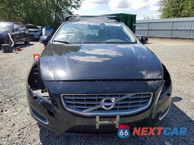Piąte zdjęcie samochodu w środku: 2012 VOLVO S60 T6 VIN:YV1902FH0C2112560 - miniatura