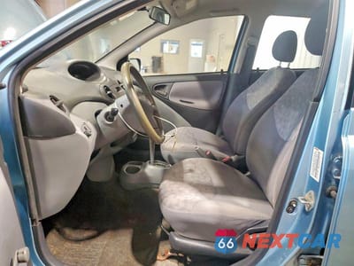Zdjęcie 7 z 12 samochodu: 2000 TOYOTA ECHO BASE VIN:JTDBT1235Y0094367 - miniatura