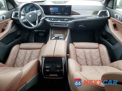 Zdjęcie 8 z 13 samochodu: 2025 BMW X5 XDRIVE40I VIN:5UX23EU00S9Z14690 - miniatura