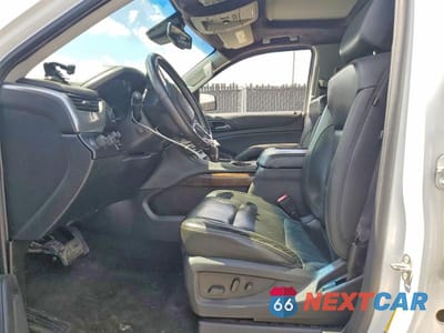 Zdjęcie 7 z 13 samochodu: 2017 CHEVROLET SUBURBAN K1500 LT VIN:1GNSKHKC9HR344708 - miniatura