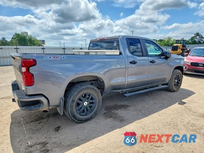 Trzecie zdjęcie samochodu z tyłu: 2019 CHEVROLET SILVERADO K1500 RST VIN:1GCRYEEK7KZ315609 - miniatura