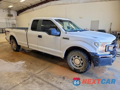 Czwarte zdjęcie samochodu z boku: 2019 FORD F150 SUPER CAB VIN:1FTEX1E56KKD84594 - miniatura