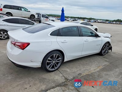 Trzecie zdjęcie samochodu z tyłu: 2022 CHEVROLET MALIBU LT VIN:1G1ZD5ST4NF106030 - miniatura