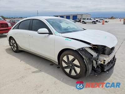 Czwarte zdjęcie samochodu z boku: 2024 HYUNDAI IONIQ 6 SE VIN:KMHM24AA7RA071922 - miniatura