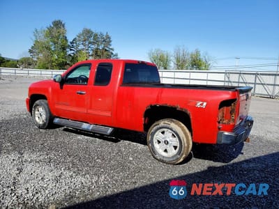 Drugie zdjęcie samochodu z przodu: 2011 CHEVROLET SILVERADO K1500 LT VIN:1GCRKSE38BZ202552 - miniatura