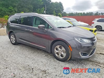 Czwarte zdjęcie samochodu z boku: 2017 CHRYSLER PACIFICA TOURING L PLUS VIN:2C4RC1EG9HR543164 - miniatura