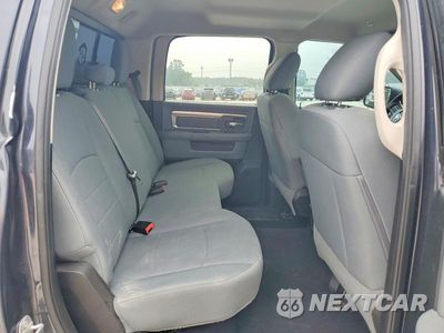 Zdjęcie 10 z 12 samochodu: 2019 RAM 1500 CLASSIC SLT VIN:1C6RR6TT6KS647913 - miniatura