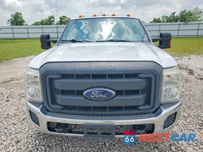 Piąte zdjęcie samochodu w środku: 2016 FORD F350 SUPER DUTY VIN:1FT8W3CT7GEA27637 - miniatura