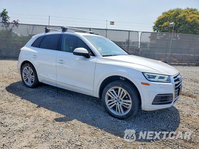 Czwarte zdjęcie samochodu z boku: 2019 AUDI Q5 PREMIUM PLUS VIN:WA1BNAFY6K2051341 - miniatura