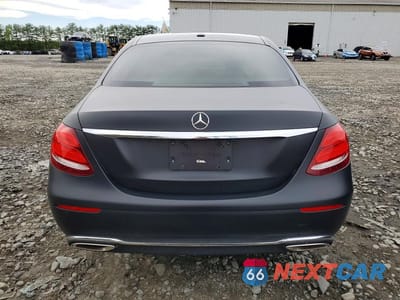 Zdjęcie 6 z 12 samochodu: 2019 MERCEDES-BENZ E 300 4MATIC VIN:WDDZF4KB5KA489011 - miniatura