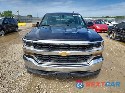 Piąte zdjęcie samochodu w środku: 2019 CHEVROLET SILVERADO LD K1500 LT VIN:2GCVKPEC2K1193478 - miniatura