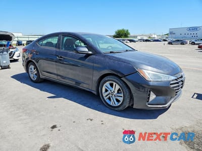 Czwarte zdjęcie samochodu z boku: 2020 HYUNDAI ELANTRA SEL VIN:5NPD84LF6LH559173 - miniatura