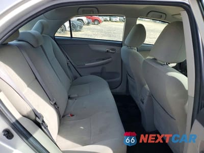 Zdjęcie 10 z 12 samochodu: 2010 TOYOTA COROLLA LE VIN:1NXBU4EE2AZ361499 - miniatura