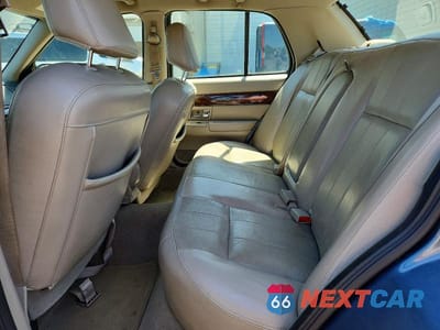 Zdjęcie 10 z 12 samochodu: 2008 MERCURY GRAND MARQUIS LS VIN:2MEFM75V28X634787 - miniatura