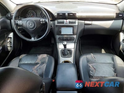 Zdjęcie 8 z 12 samochodu: 2006 MERCEDES-BENZ C 230 VIN:WDBRF52H86F740681 - miniatura