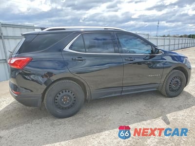 Trzecie zdjęcie samochodu z tyłu: 2018 CHEVROLET EQUINOX LT VIN:2GNAXSEV8J6248884 - miniatura