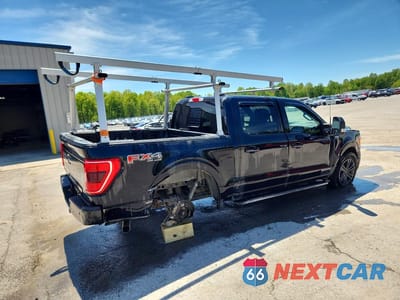 Trzecie zdjęcie samochodu z tyłu: 2021 FORD F150 SUPERCREW VIN:1FTFW1ED9MFB67373 - miniatura