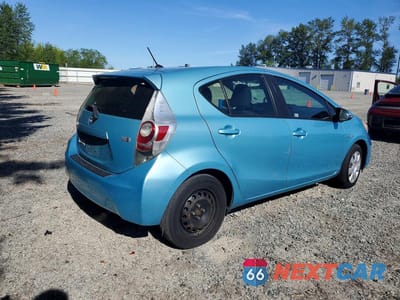 Trzecie zdjęcie samochodu z tyłu: 2013 TOYOTA PRIUS C TWO VIN:JTDKDTB32D1036102 - miniatura