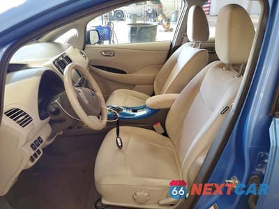 Zdjęcie 7 z 13 samochodu: 2012 NISSAN LEAF SV VIN:JN1AZ0CP5CT026604 - miniatura