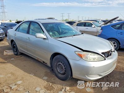 Czwarte zdjęcie samochodu z boku: 2002 TOYOTA CAMRY VIN:4T1BE32K82U519511 - miniatura