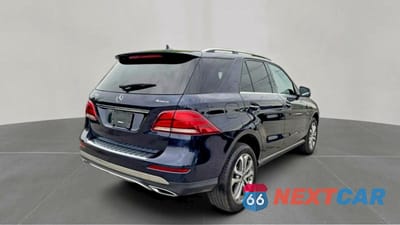 Czwarte zdjęcie samochodu z boku: 2017 MERCEDES-BENZ GLE 350 4MATIC VIN:4JGDA5HB4HA985664 - miniatura