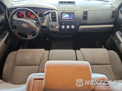 Zdjęcie 8 z 12 samochodu: 2013 TOYOTA TUNDRA DOUBLE CAB SR5 VIN:5TFUM5F1XDX044944 - miniatura