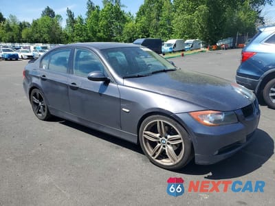 Czwarte zdjęcie samochodu z boku: 2006 BMW 325 I VIN:WBAVB135X6KR65178 - miniatura