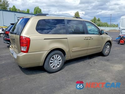 Trzecie zdjęcie samochodu z tyłu: 2011 KIA SEDONA LX VIN:KNDMG4C77B6365756 - miniatura