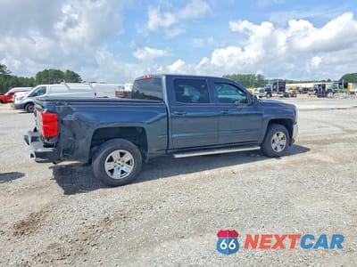 Trzecie zdjęcie samochodu z tyłu: 2018 CHEVROLET SILVERADO C1500 LT VIN:3GCPCRECXJG467551 - miniatura