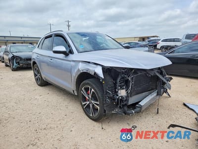 Czwarte zdjęcie samochodu z boku: 2025 AUDI Q5 PREMIUM PLUS 45 VIN:WA1EAAFY1S2016408 - miniatura