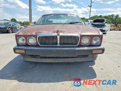 Piąte zdjęcie samochodu w środku: 1989 JAGUAR XJ6 VIN:SAJHY1542KC564622 - miniatura