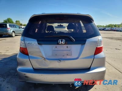 Zdjęcie 6 z 12 samochodu: 2009 HONDA FIT SPORT VIN:JHMGE87419S000208 - miniatura
