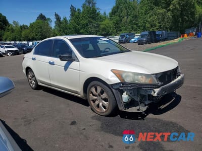Czwarte zdjęcie samochodu z boku: 2009 HONDA ACCORD EX VIN:1HGCP36709A025018 - miniatura