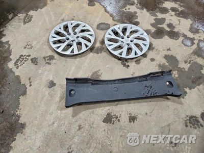 Zdjęcie 12 z 13 samochodu: 2017 TOYOTA COROLLA LE VIN:2T1BURHE4HC890165 - miniatura