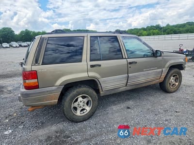 Trzecie zdjęcie samochodu z tyłu: 1998 JEEP GRAND CHEROKEE LAREDO VIN:1J4GZ58S4WC270230 - miniatura