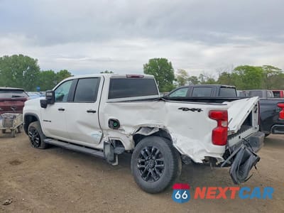 Drugie zdjęcie samochodu z przodu: 2025 CHEVROLET SILVERADO K2500 CUSTOM VIN:2GC4KMEY3S1155473 - miniatura