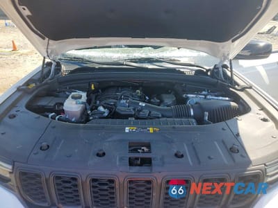 Zdjęcie 12 z 13 samochodu: 2023 JEEP GRAND CHEROKEE LIMITED VIN:1C4RJHBG9PC542235 - miniatura